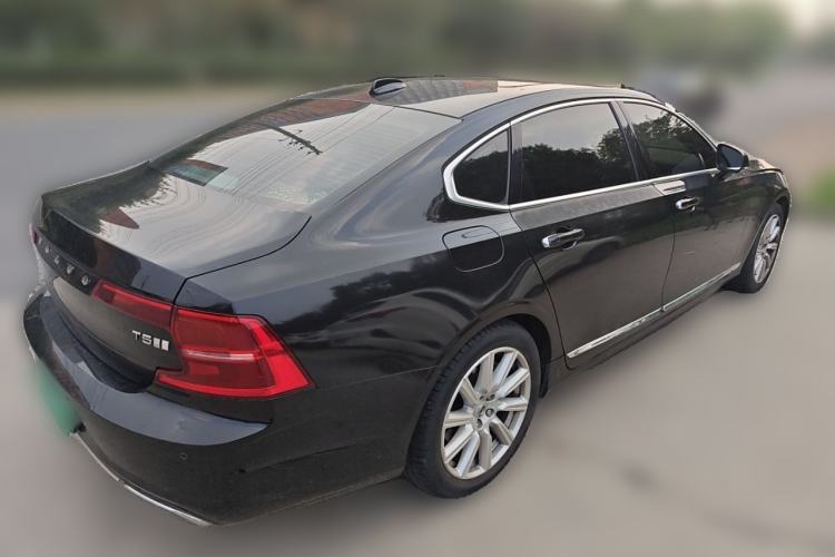 Used Volvo S90 2020 T5 Zhiyi Luxury Edition
