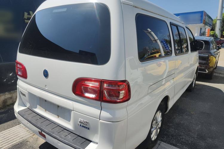 Used FORTHING Lingzhi M5 2022 Standard Version Base Model 7 Seats
