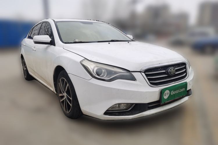 Used Bestune B50 2013 1.6L manual luxury version
