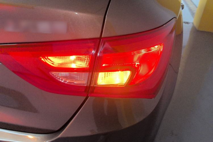 Used Buick GT 2017 15N Automatic Deluxe Edition Right Rear Taillight