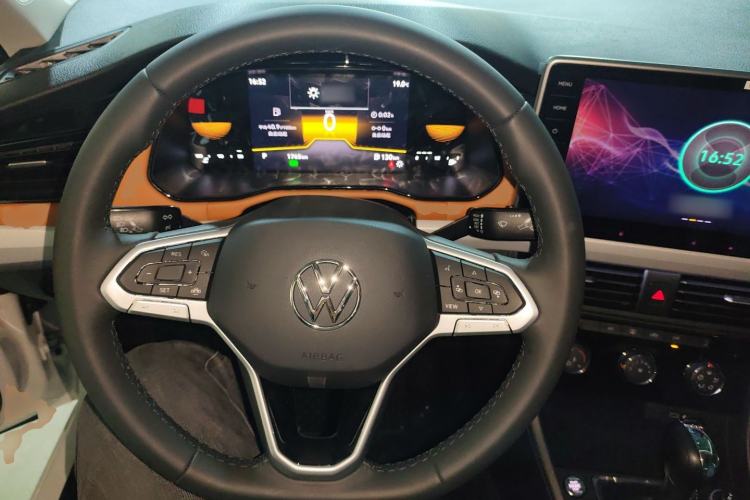 Used Volkswagen Bora 2025 Facelifted 200TSI DSG Yuexing Navigation Edition
