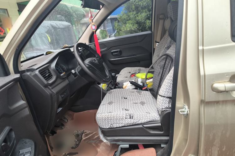 Used Wuling Hongguang V 2019 1.5L Enjoyment Version China VI LAR Left Front Seat