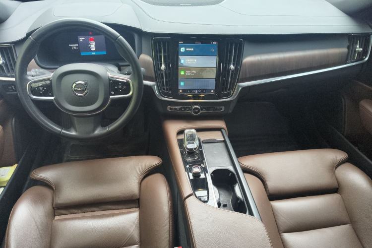 Used Volvo S90 2022 B5 Zhiyuan Luxury Edition