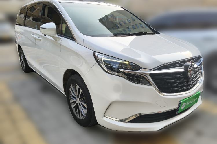 Used Buick GL8 2022 ES Landtrek 653T Luxury Edition Front Right 45 Deg