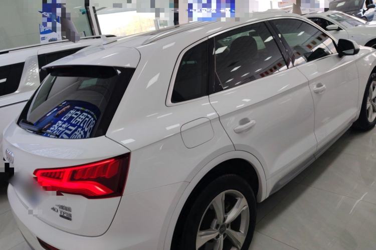 Used Audi Q5L 2018 40 TFSI Prestige Edition China VI Emission Standard Rear Right 45 Deg