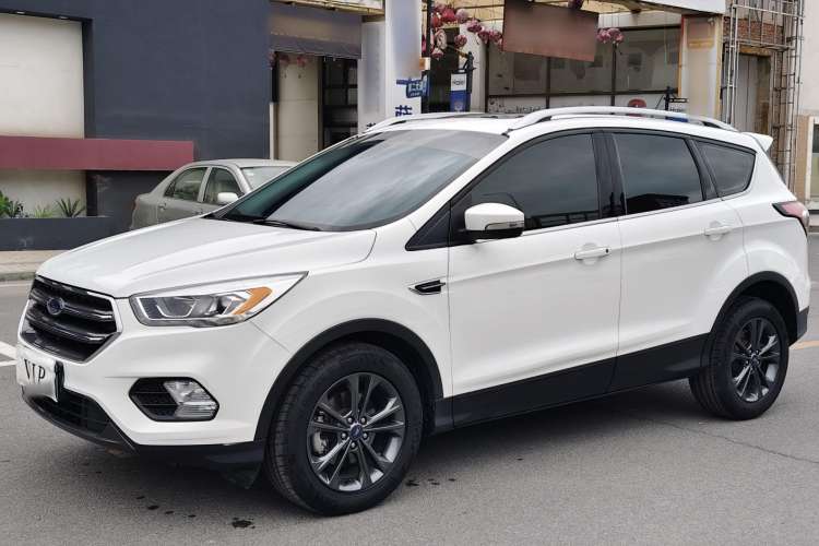 Used Ford Kuga 2019 EcoBoost 180 Two-Wheel-Drive Platinum Edition China VI Standard