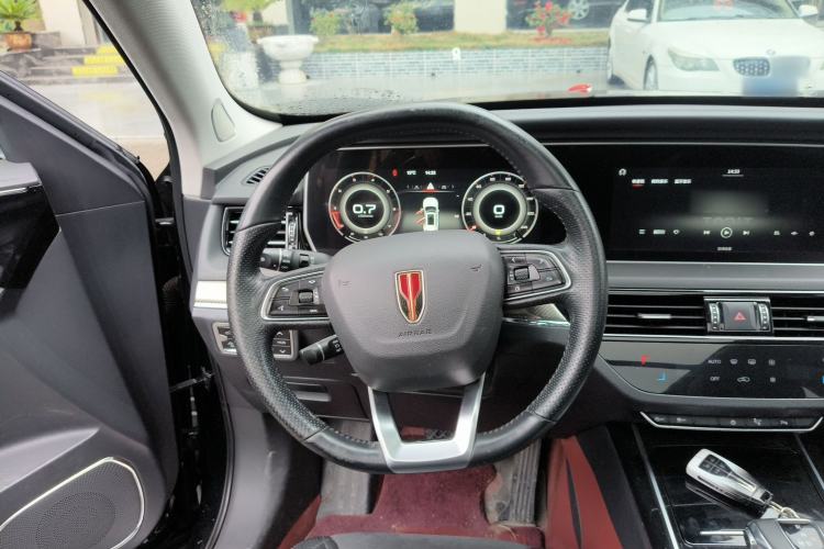 Used Hongqi HS5 2019 2.0T Smart Connect Flagship All-Wheel-Drive Version Steering Wheel