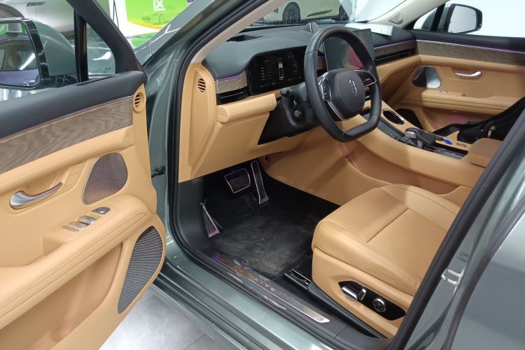 Used Hima AITO M5 2022 Range-Extended Rear-Drive Standard Version Driver Seat