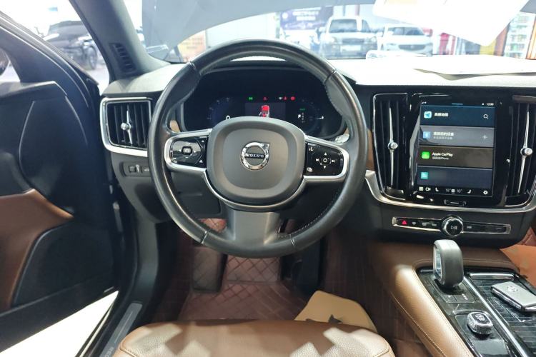 Used Volvo S90 New Energy 2021 T8 e-Drive Hybrid Luxury Edition
