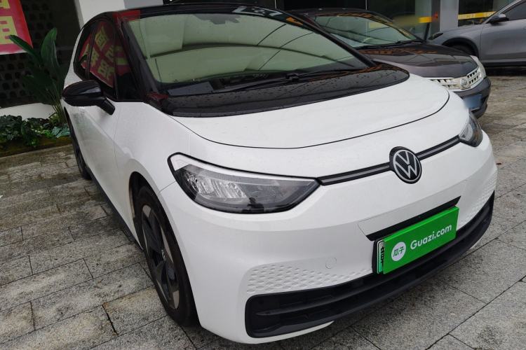 Used Volkswagen ID.3 2025 Revised Version Smart Edition Outstanding Grade Exterior 1