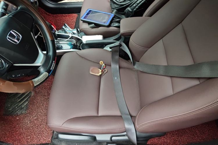 Used Honda Crider 2013 1.8L automatic luxury edition