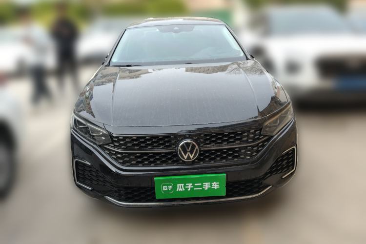 Used Volkswagen Passat 2022 330TSI Starry Luxury Edition
