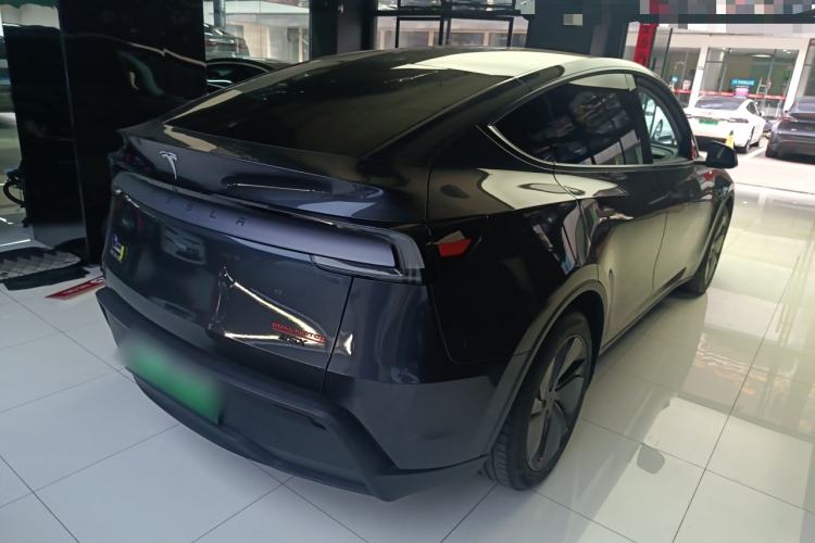 Used Tesla Model Y 2025 Long-Range All-Wheel-Drive Version Rear Right 45 Deg