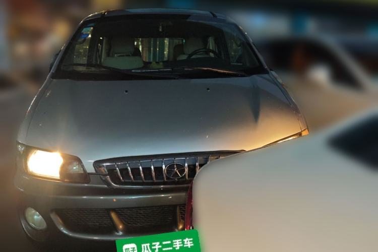 Used JAC Group Refine 2011 2.0L Shuttle Gasoline Standard Edition HFC4GA3