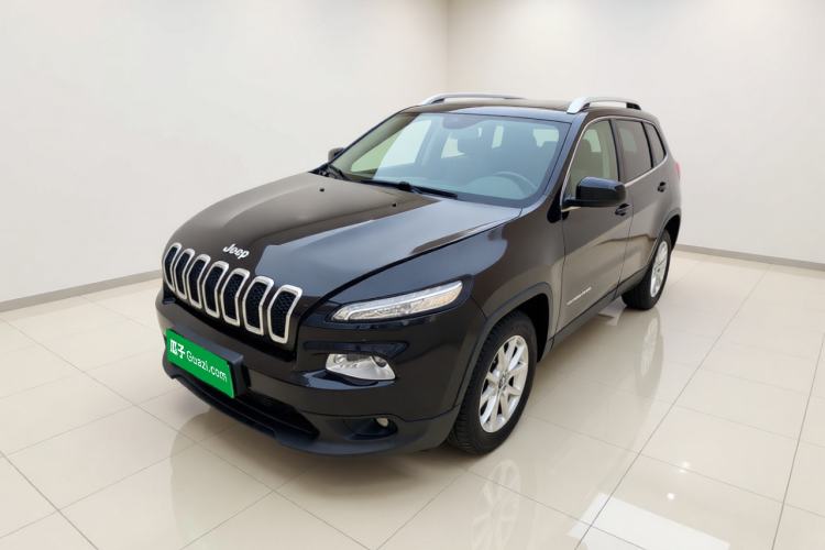 Used Jeep Cherokee 2017 2.4L Leading Smart Edition Guazi used car, China used car export, Used car for sale, Used cars, Cheapest cars for sale