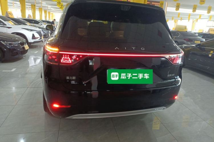 Used Hima AITO M9 2025 Extended-Range Max Version 52 kWh 6-Seater Edition Rear