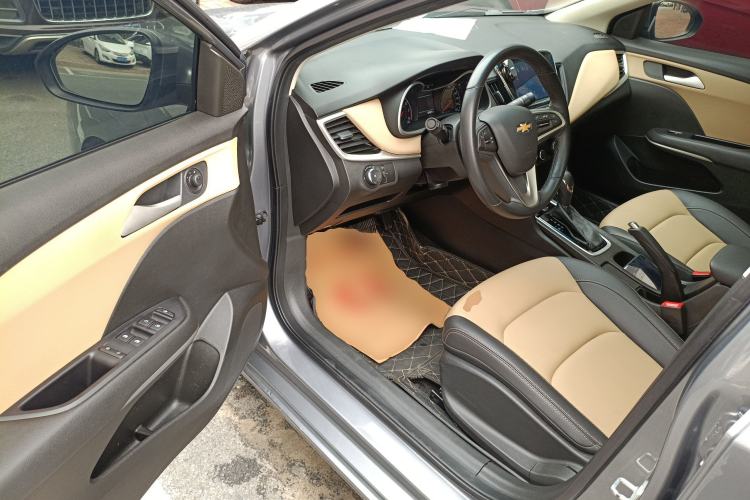 Used Chevrolet Monza 2022 320 Automatic Enjoyment Sunroof Version
