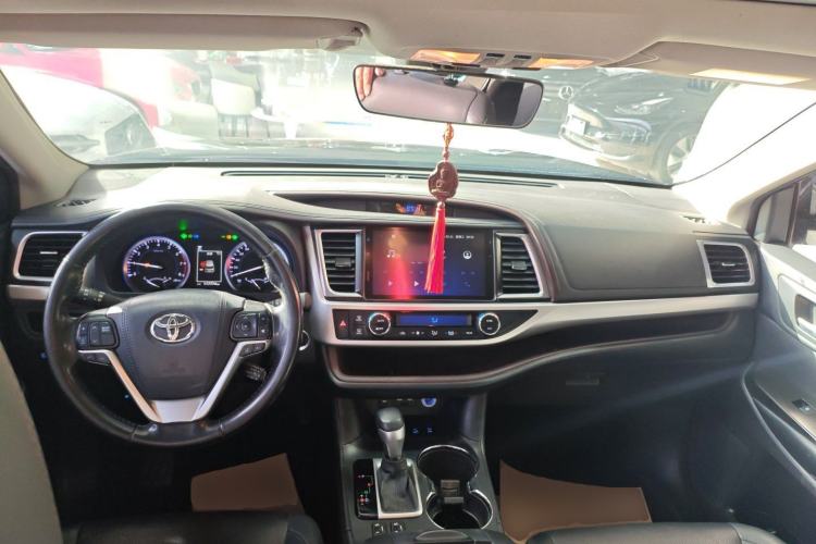 Used Toyota Highlander 2021 2.0T Four-Wheel Drive Luxury Edition 7 Seats
