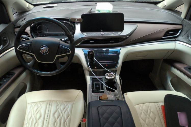 Used Buick GL8 2023 Land Executive Class Smart Enjoyment Model
