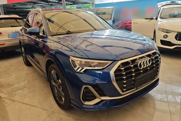 Used Audi Q3 2020 35 TFSI Fashion Dynamic Model Front Right 45 Deg