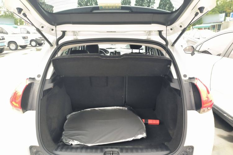 Used Peugeot 2008 2014 1.6L Manual Fashion Edition