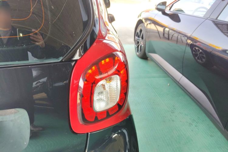 Used smart fortwo 2015 1.0L 52 kW Hardtop Passion Edition
