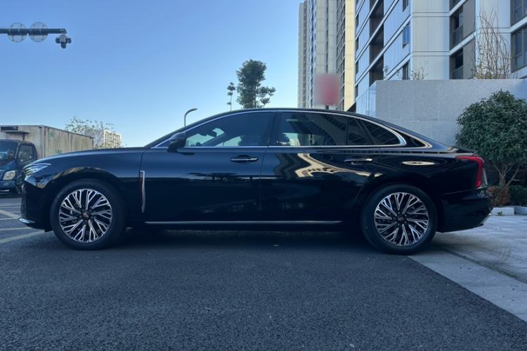 Used Hongqi H5 2024 2.0T Automatic Smart Connect Flagship Edition
