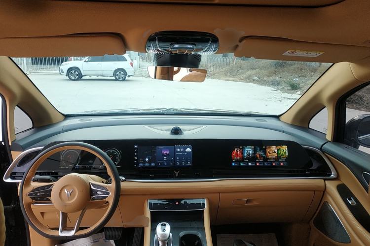 Used VOYAH Dream 2024 PHEV Extended-Range Premium Edition