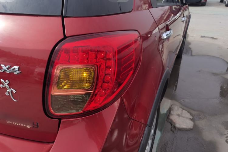 Used Suzuki SX4 2013 1.6L Automatic CoolRide Model