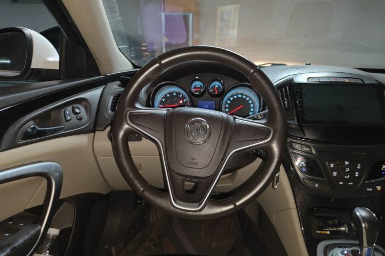 Used Buick Regal 2014 2.0L Leading Fashion Edition Steering Wheel