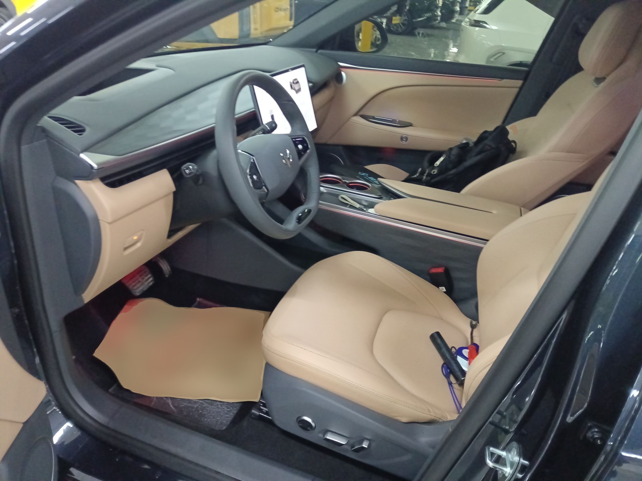 Переднее сиденье в автомобиле