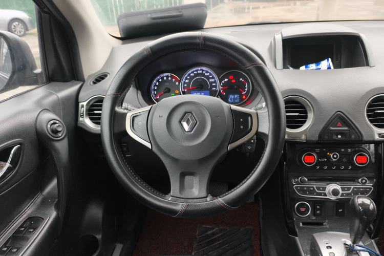 Used Renault Koleos 2012 2.5L 4x4 Comfort Edition with Navigation