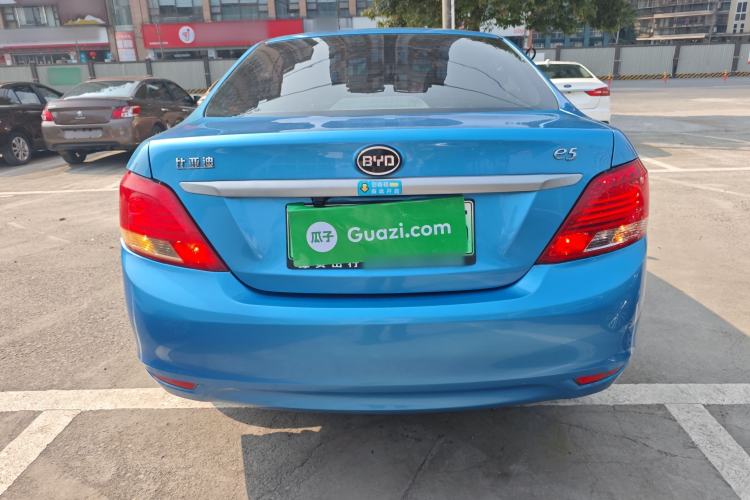 Used BYD e5 2017 300 Prestige Edition
