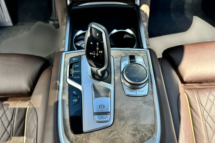 Used BMW 7 Series 2021 740Li Leading Edition Luxury Package Gear Lever