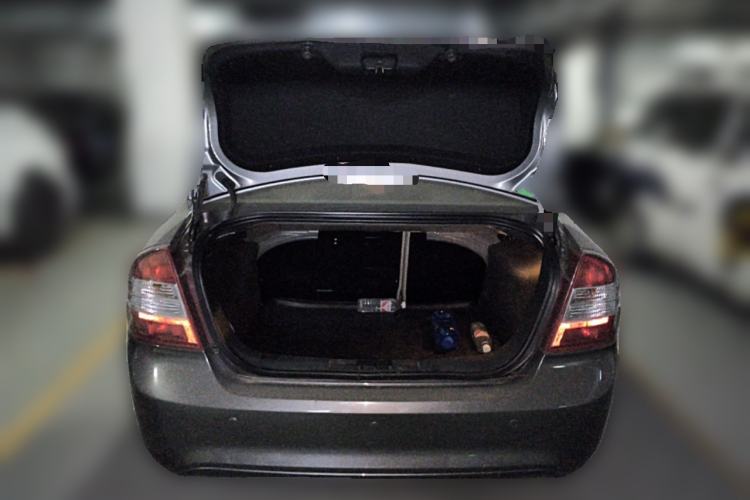 Used Ford Focus 2013 Sedan Classic 1.8L Automatic Fashion Edition