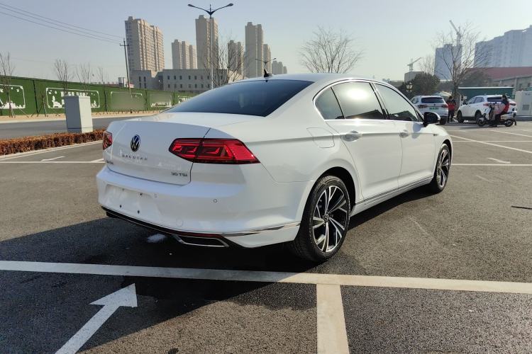 Used Volkswagen Magotan 2020 330TSI DSG Luxury Edition