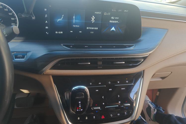 Used Buick GL8 2020 ES Land Cruiser 653T Luxury Model
