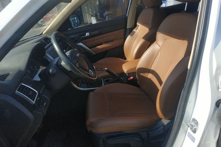 Used Haval H2 2014 1.5T Manual Two-Wheel Drive Elite Edition