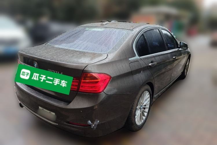 Used BMW 3 Series 2013 Facelifted 320Li Luxury Design Package
