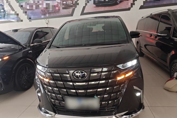 Used Toyota Alphard 2024 Dual-Engine 2.5L Prestige Edition
