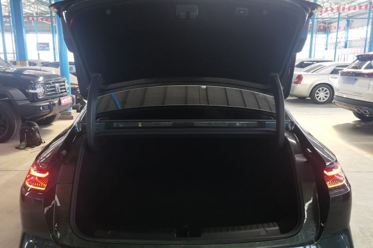 Used Geely Galaxy 8 2025 130km EM-P Starship Edition
