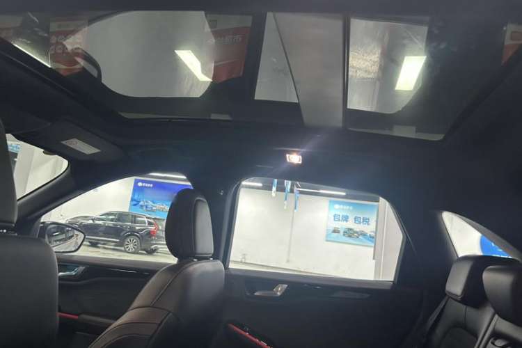 Used Ford Escape 2024 EcoBoost 245 Four-Wheel Drive ST-Line Pro Trim