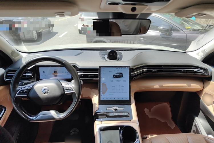 Used Nio ES8 2018 355 km Base Version 7-Seater Edition Center Console