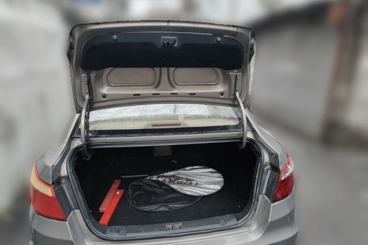 Used CHANGAN Eado 2014 1.6L Manual Luxury Model
