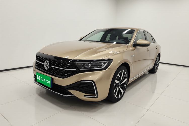 Used Volkswagen Passat 2022 330TSI Starry Luxury Edition