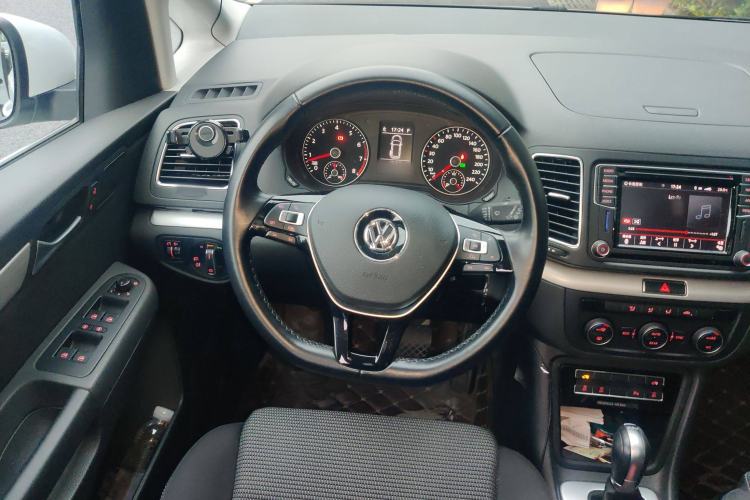 Used Volkswagen Sharan 2018 380TSI Comfort Edition 7-Seater Steering Wheel
