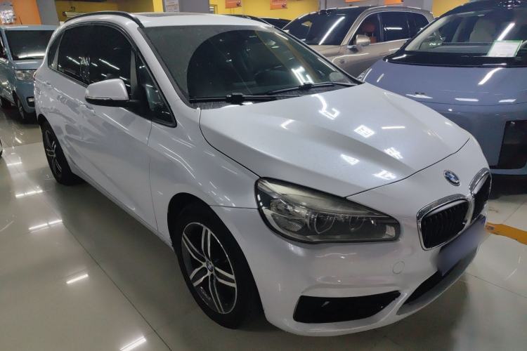 Used BMW 2 Series Active Tourer 2016 218i Sports Design Package Front Right 45 Deg