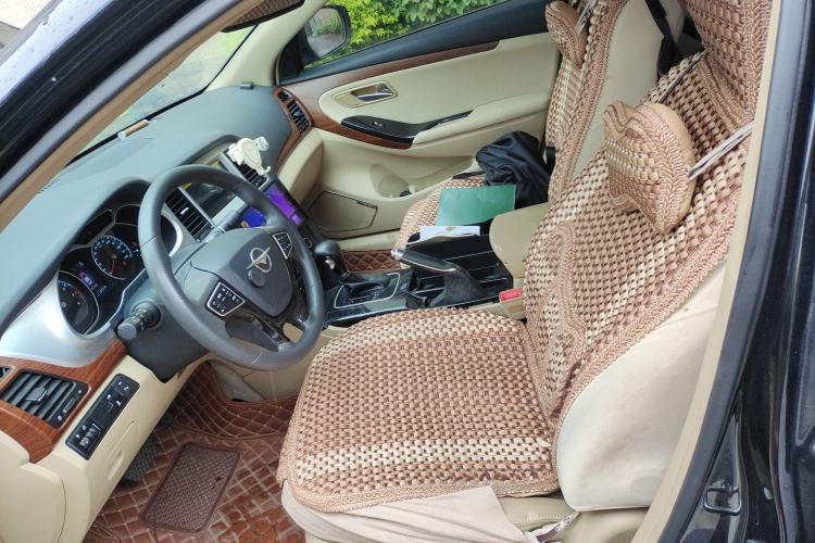 Used Haima M8 2017 1.8T Automatic Model