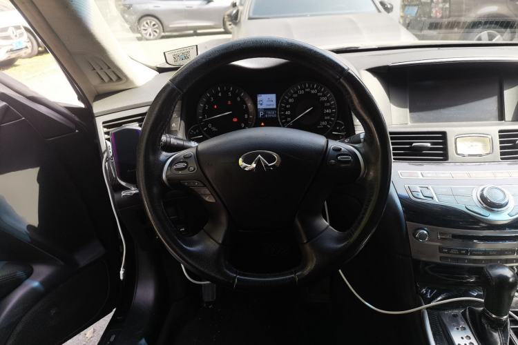 Used Infiniti M Series 2012 M25L Elegance Edition
