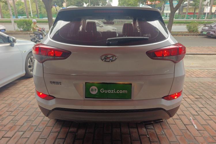 Used Hyundai Tucson 2015 1.6T Dual-Clutch Two-Wheel-Drive Smart Model
